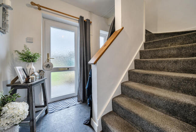 1405601-8-6980b9b...