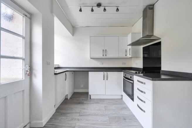 3 bed Semi-Detached for sale Image 5