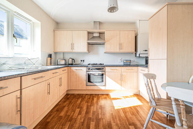 2 bed Apartment for sale Image 5