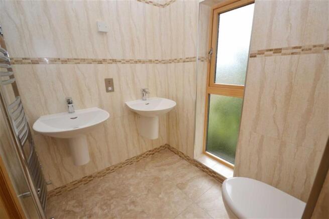 EN SUITE WET ROOM