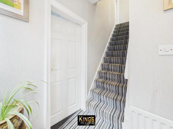 3 bed Semi-Detached for sale Image 9