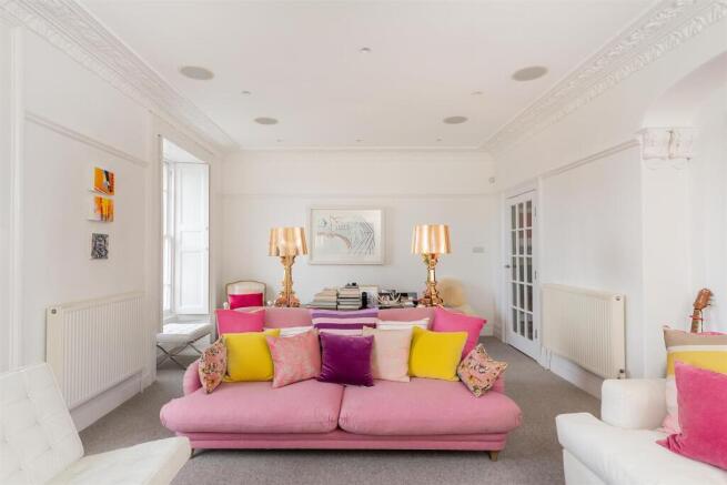 1W1TCN - Reception B.jpg