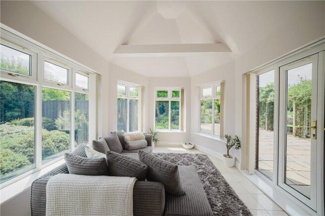 4 bed Detached for sale Image 6