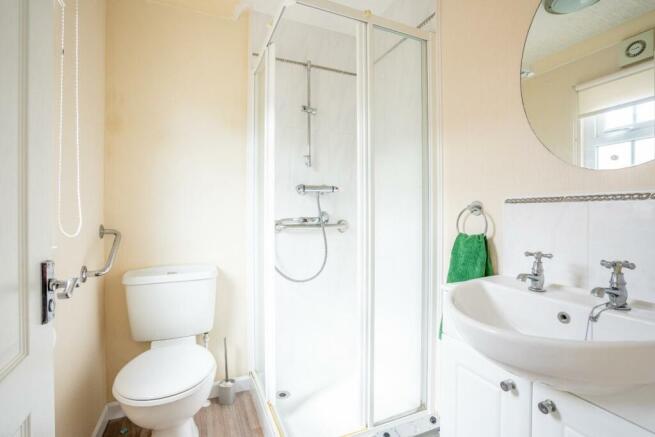 2 bed Park Home for sale Image 10