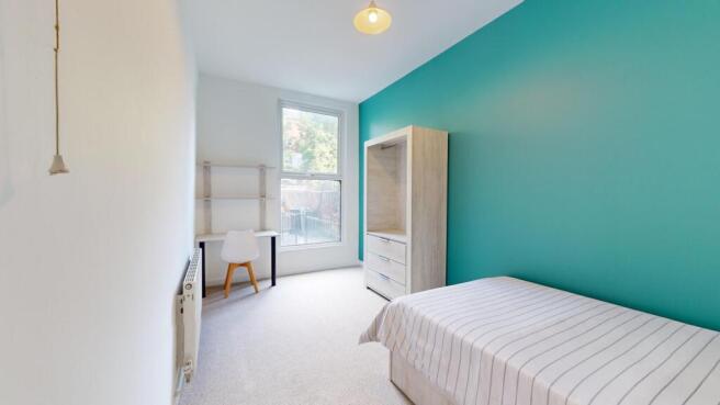 1 bed House Share to rent Image 12