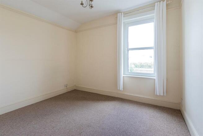 Plastruton Avenue 90-13.jpg
