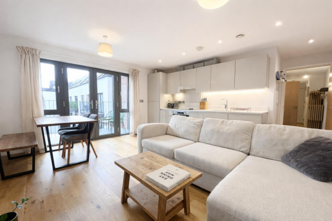 ChatGPT Image Jan 9, 2026, 04_41_30 PM.png