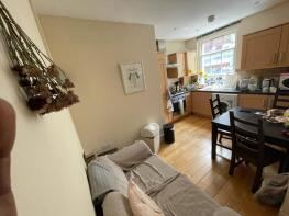 Flat A, 40, Northdown Street, London N1 9BP
