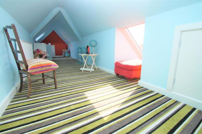 Loft Room 1