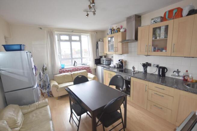 kitchen 2.jpg