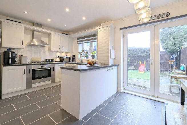 Winding  Rise Ewemove Brighouse (23