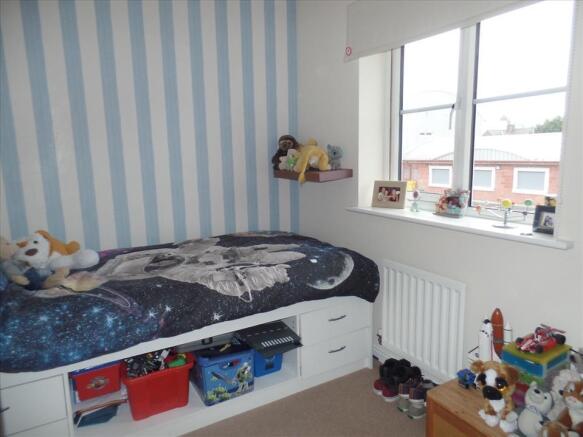 BEDROOM 3