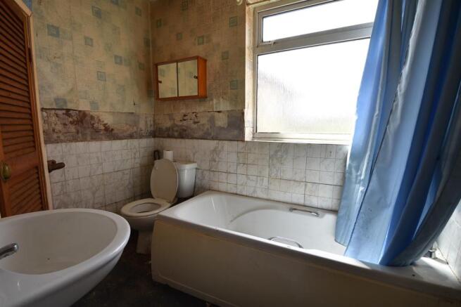 Downstairs Bathroom