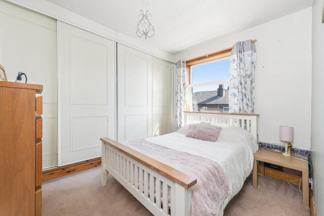 3 bed Semi-Detached for sale Image 9