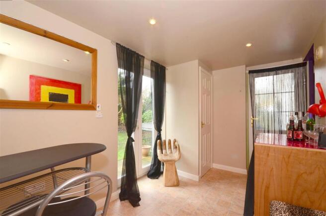 Breakfast / Family Room