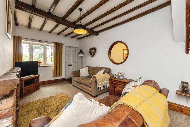 3 bed Semi-Detached for sale Image 5