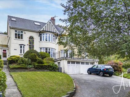 Hillside, Neath, SA11