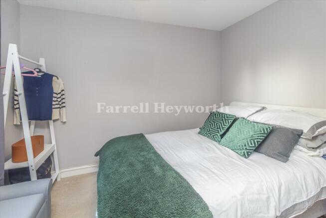 Bedroom 3 image 2