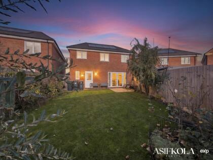Battalion Drive, Sutton Coldfield, B75 7DN