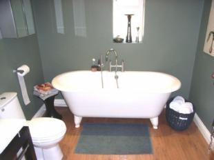 Family bathroom