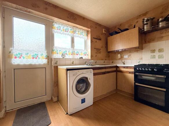 2 bed Semi-Detached for sale Image 7