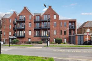 Flat 13, 1d, Palace Road, London SW2 3DY