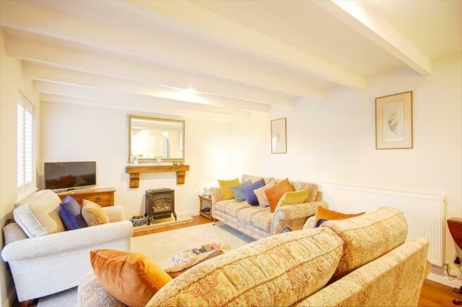 Sitting Room 2.jpg
