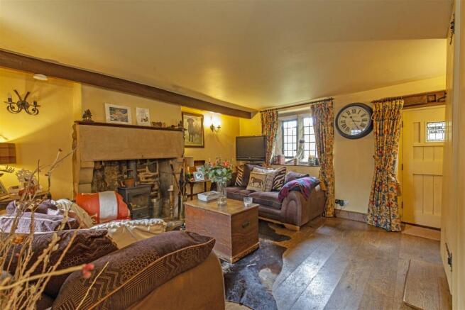 Reception Room-2.jpg