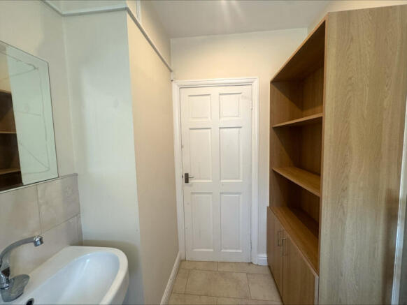 2 bed Terraced to rent Image 12