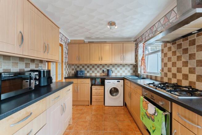 pbox-IMG.jpg