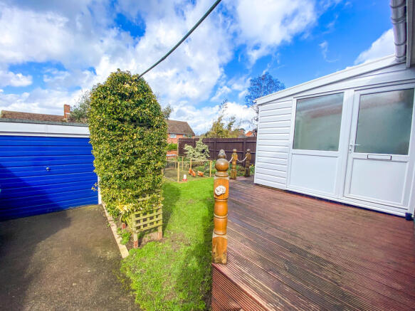 Garage, Garden an...