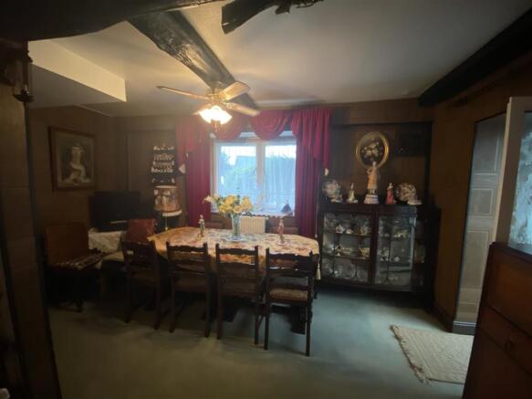 ANOTHER ROOM ASPECT