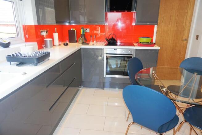 Kitchen / Breakfast
