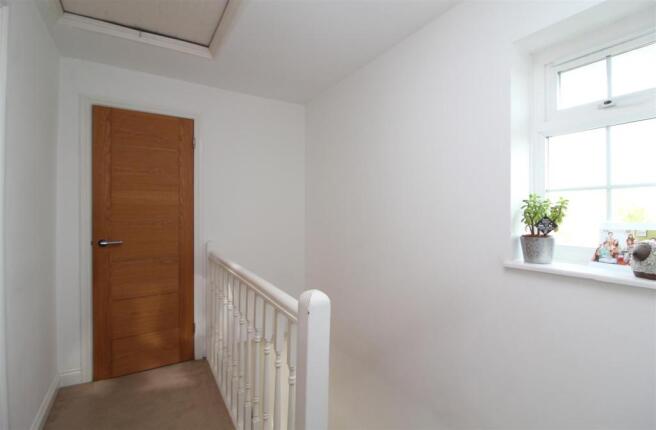 25 Northaw Road West 024.JPG