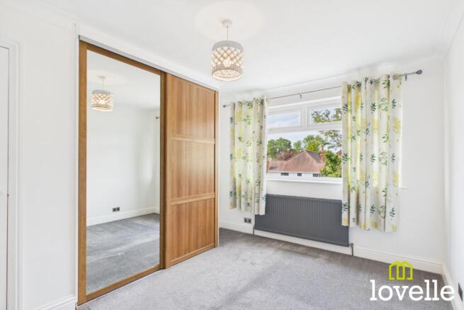 3 bed Semi-Detached for sale Image 12
