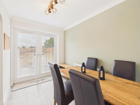 2 bed Terraced for sale Image 6