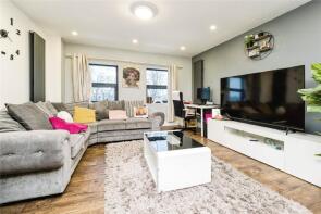 Flat 5, 173a Dunhill House, High Street, Barkingside, Ilford IG6 2AJ