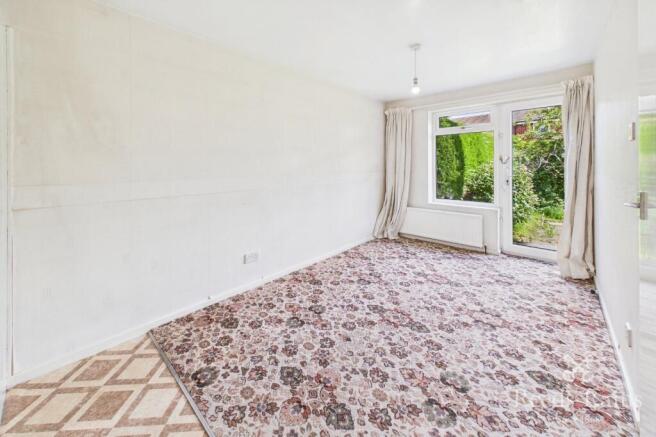 3 bed Semi-Detached for sale Image 10