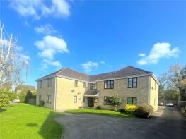 64, Oak Way, Cirencester GL7 5XX