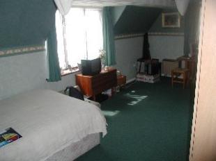 Lounge/Bedroom