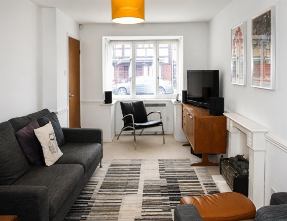 Lounge new.png