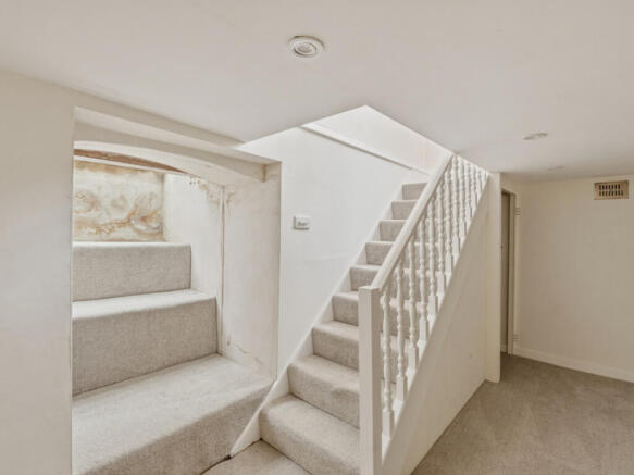 3 bed Character Property for sale Image 10