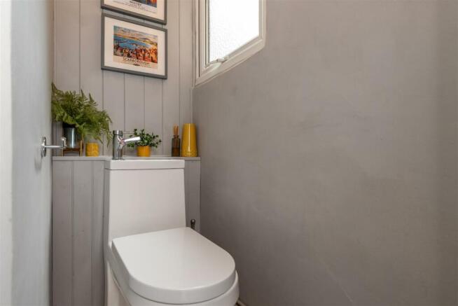 Guest Cloakroom