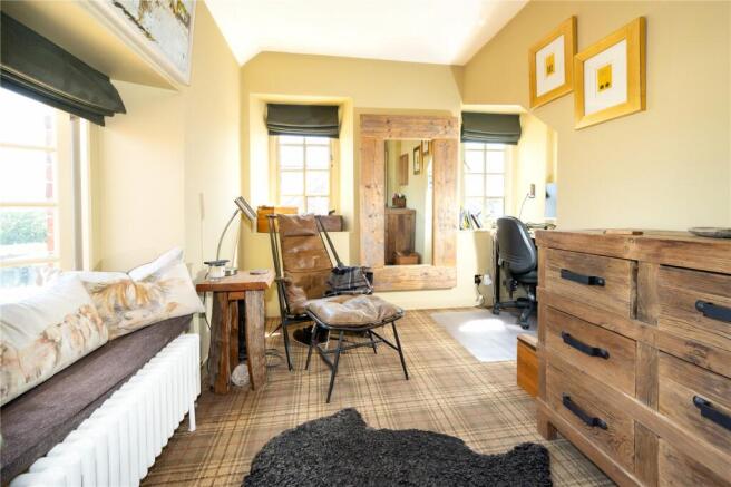 Bedroom 3/Study