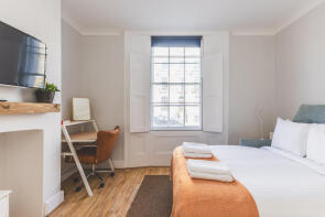 253, New North Road, London N1 7AT