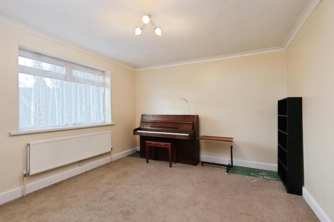 2 bed Detached Bungalow for sale Image 12
