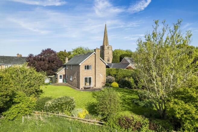 3-bed detached on Linton, Ross-on-Wye, Herefordshire, HR9, £500,000