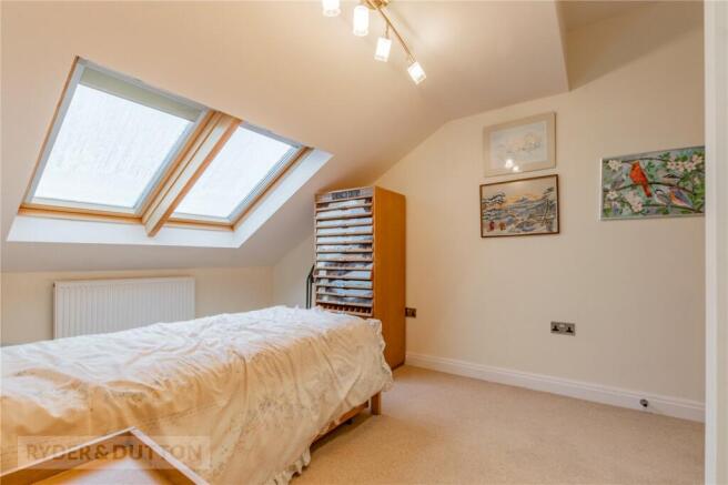 2 bed Apartment for sale Image 8