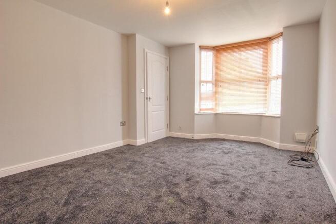 3 bed House to rent Image 6