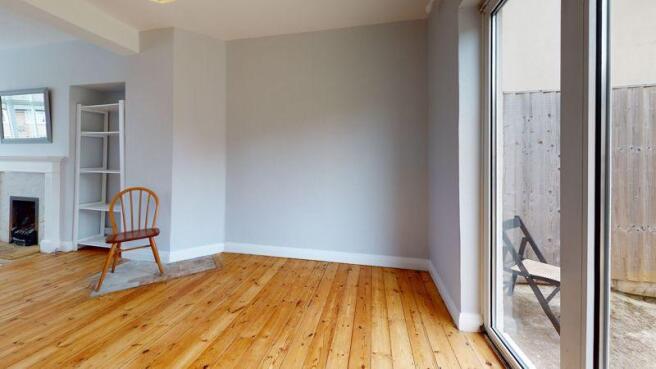 Dining room (2)